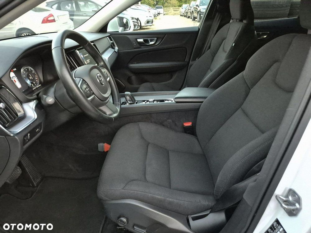 Volvo V60 B3 B Geartronic Momentum Pro - 14