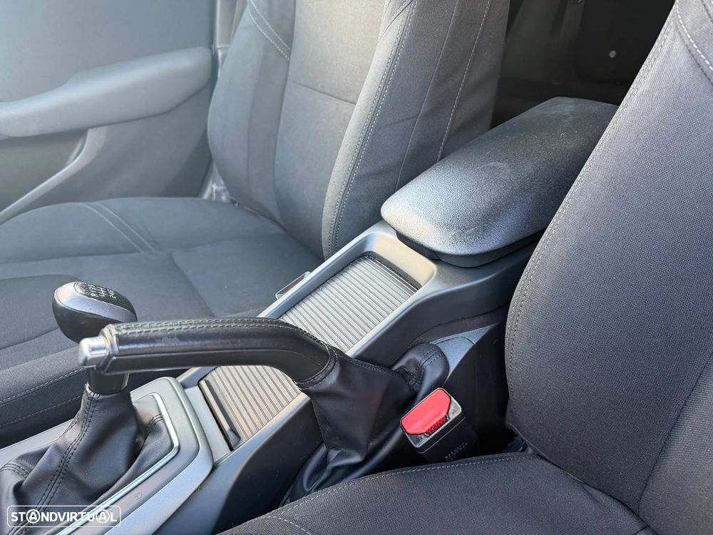 Volvo V40 1.6 D2 Summum - 18