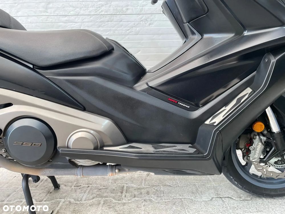 Kymco AK 550 - 23