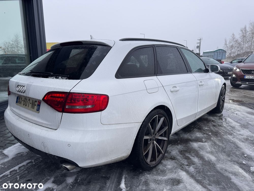 Audi A4 Avant - 10