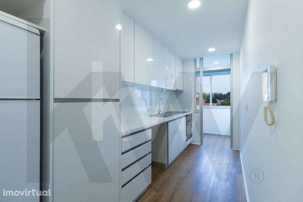 T1 PARA ARRENDAMENTO NA BOAVISTA COM GARAGEM E ARRUMO, NO AVIZ VIRADO - Grande imagem: 4/25