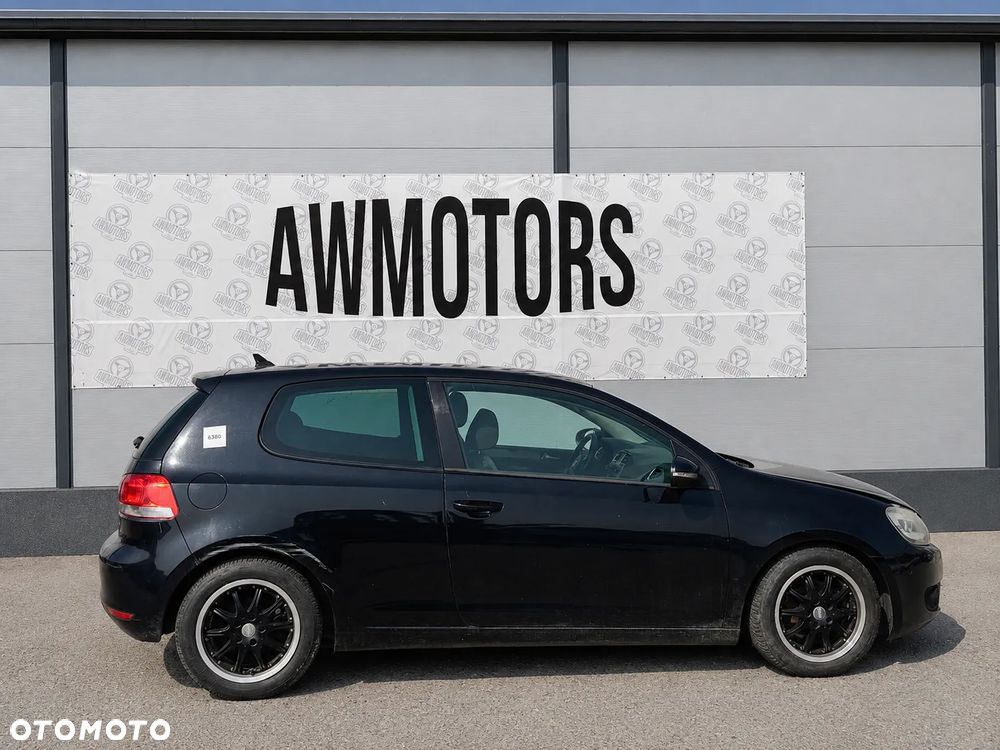 VOLKSWAGEN GOLF 2010 *SAMOCHÓD NA CZĘŚCI* 6380 2T / C9X  MASKA, LAMPA, DRZWI, LUSTERKO, ZDERZAK, GRILL, BŁOTNIK, KLAPA, BELKA, DESKA, FOTELE, KANAPA, ĆWIARTKA KIEROWNICA, TARCZE, ZACISKI, ZAWIESZENIE, KOMPLETNY PRZÓD, KOMPLETNY TYŁ, LICZNIK, ZEGARY, PRAWE LEWE PRZÓD TYŁ - 2