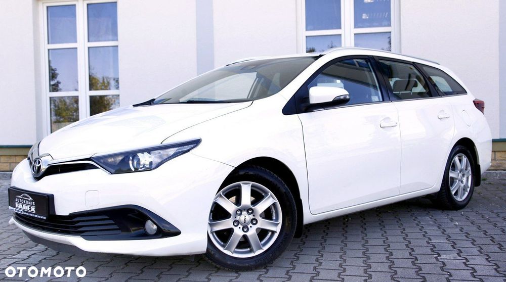 Toyota Auris - 27