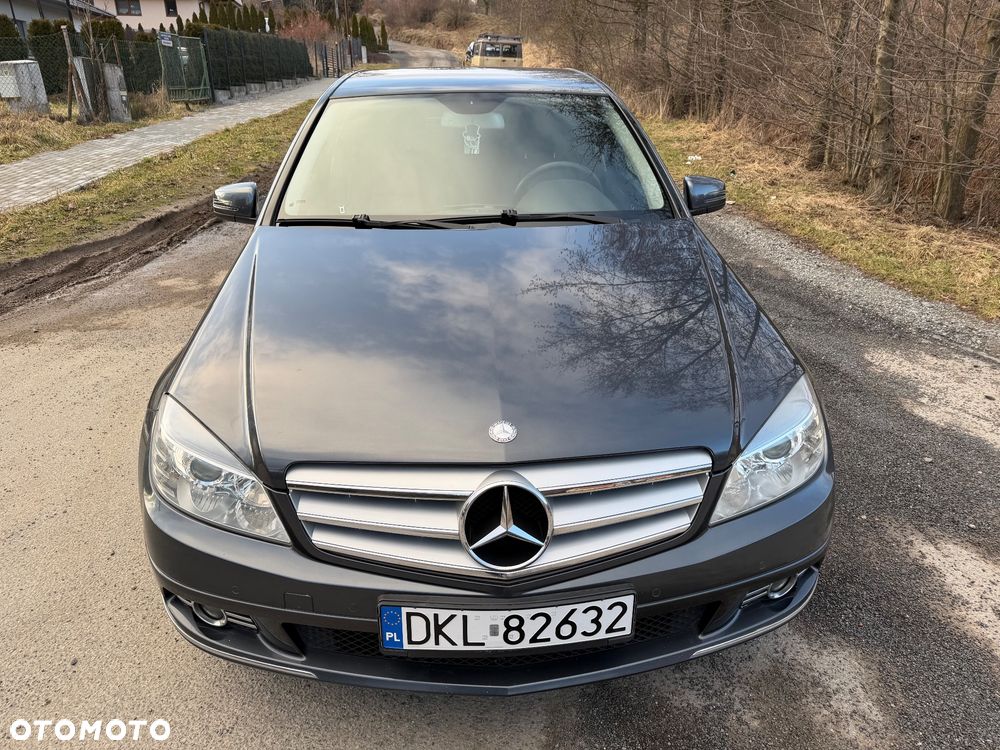 Mercedes-Benz Klasa C 200 CGI Automatik BlueEFFICIENCY Avantgarde - 12