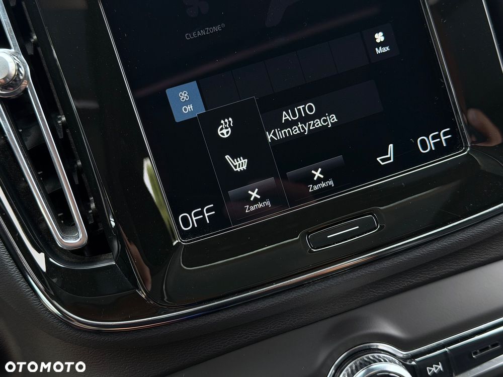 Volvo XC 40 B4 B AWD DKG RDesign - 38