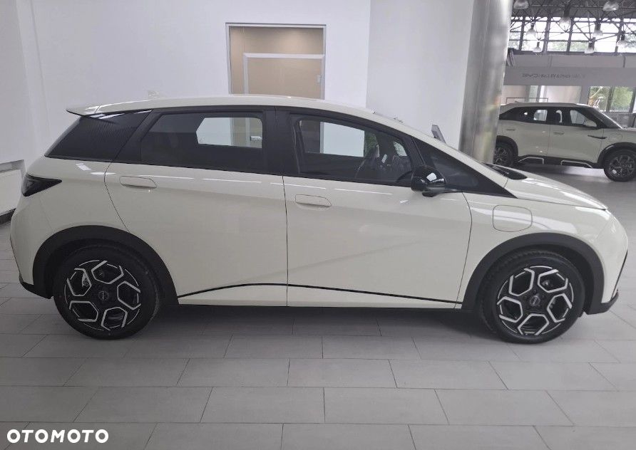 BYD Dolphin 60.4kWh Comfort - 5