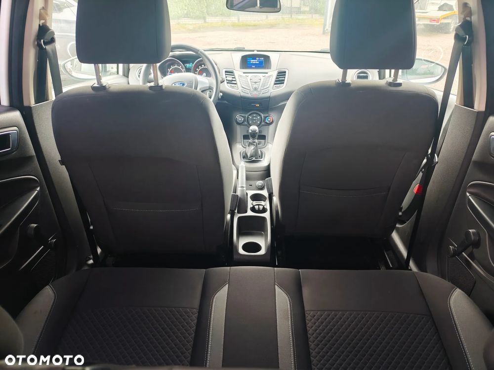 Ford Fiesta 1.25 Celebration - 17