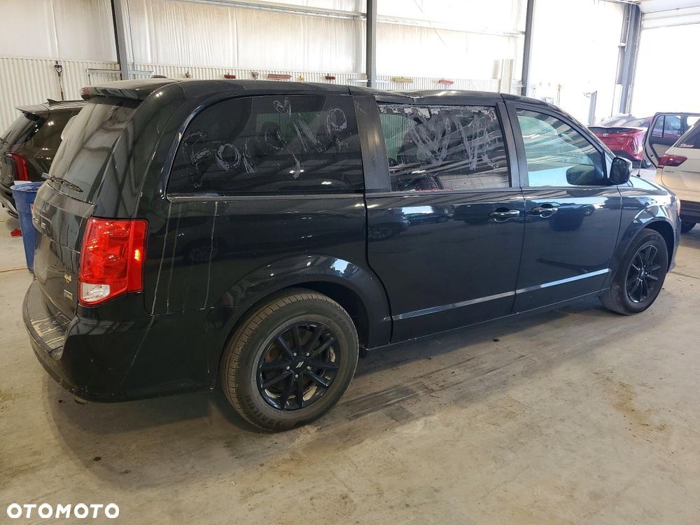 Dodge Grand Caravan 3.6 R/T - 17