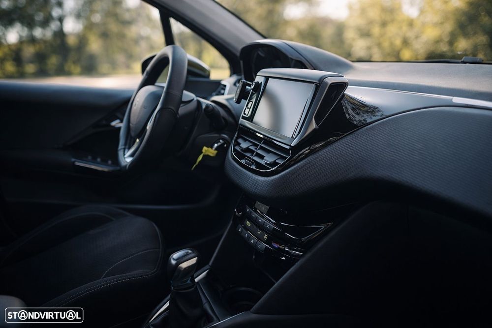 Peugeot 208 1.6 BlueHDi Allure - 23