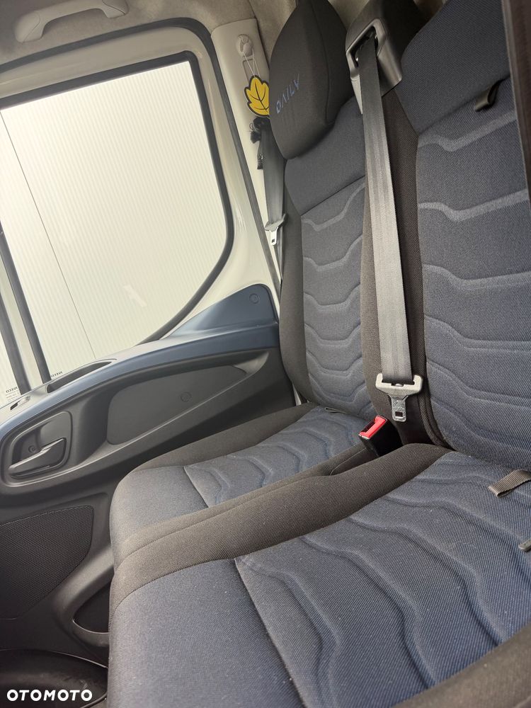 Iveco 72C18 - 10