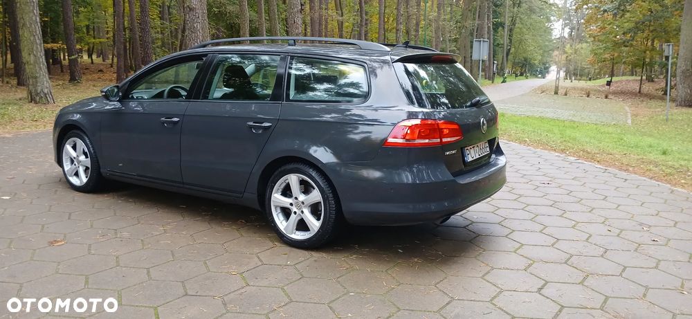 Volkswagen Passat Variant 1.6 TDI BlueMotion Technology Business Edition - 6