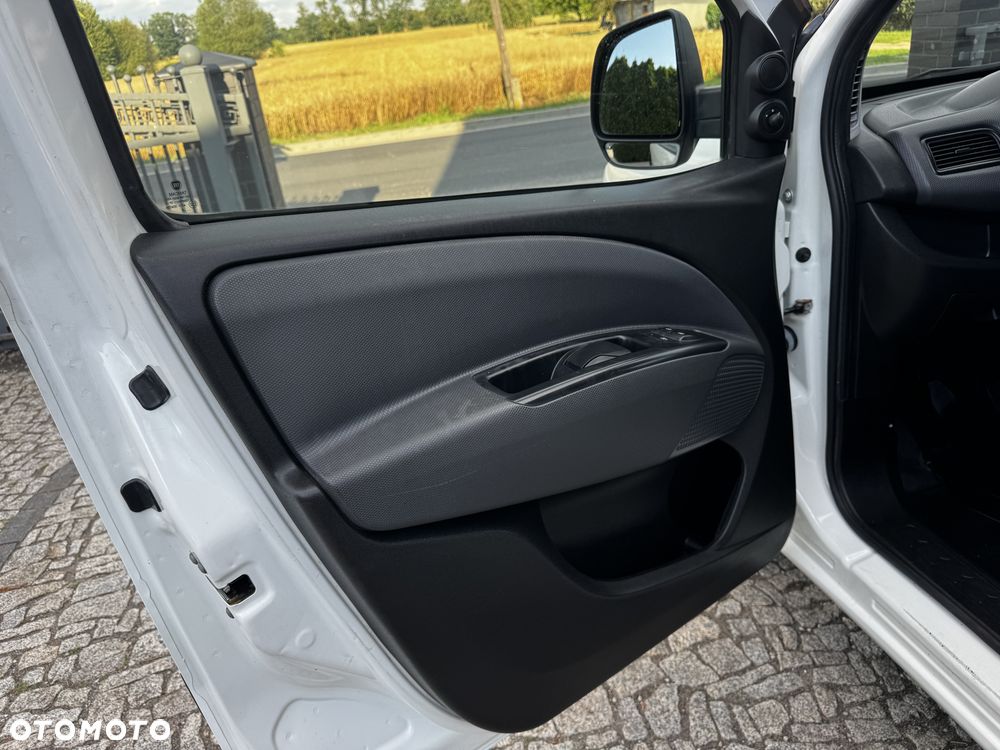 Fiat Doblo Maxi - 25