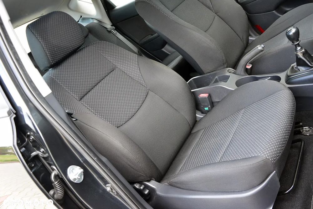 Hyundai i30 1.4 Intro Edition - 4