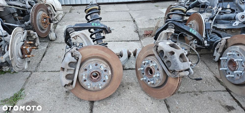 RAM 1500 V 5 2019- 4X4 5.7 HEMI Kompletne zawieszenie prawe lub lewe Zwrotnica Wahacze Amortyzator Kopyto 68265013AA 68277312AC 68265014AA 68277312AC - 2