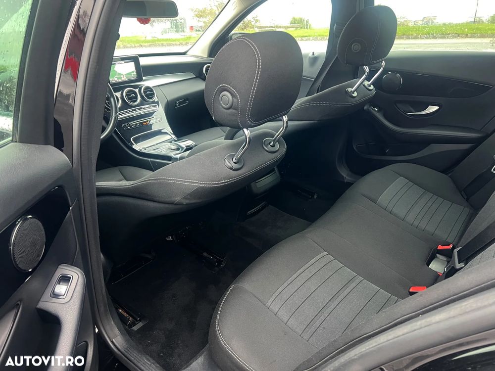 Mercedes-Benz C - 21