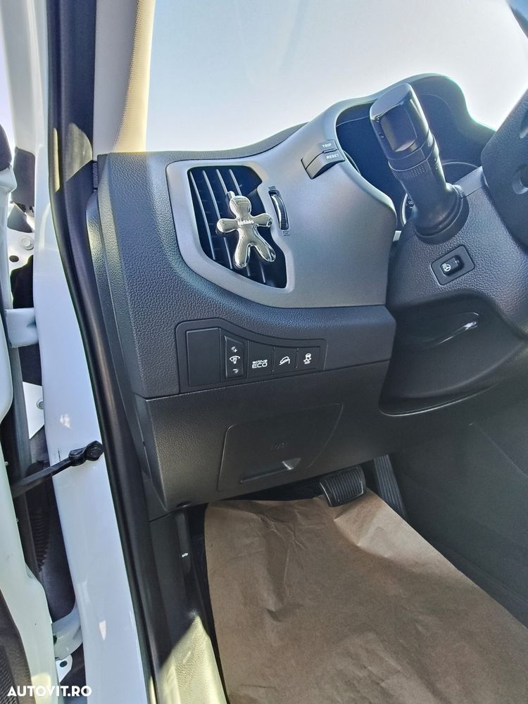 Kia Sportage 2.0 CRDI 184 AWD Aut. Spirit - 30