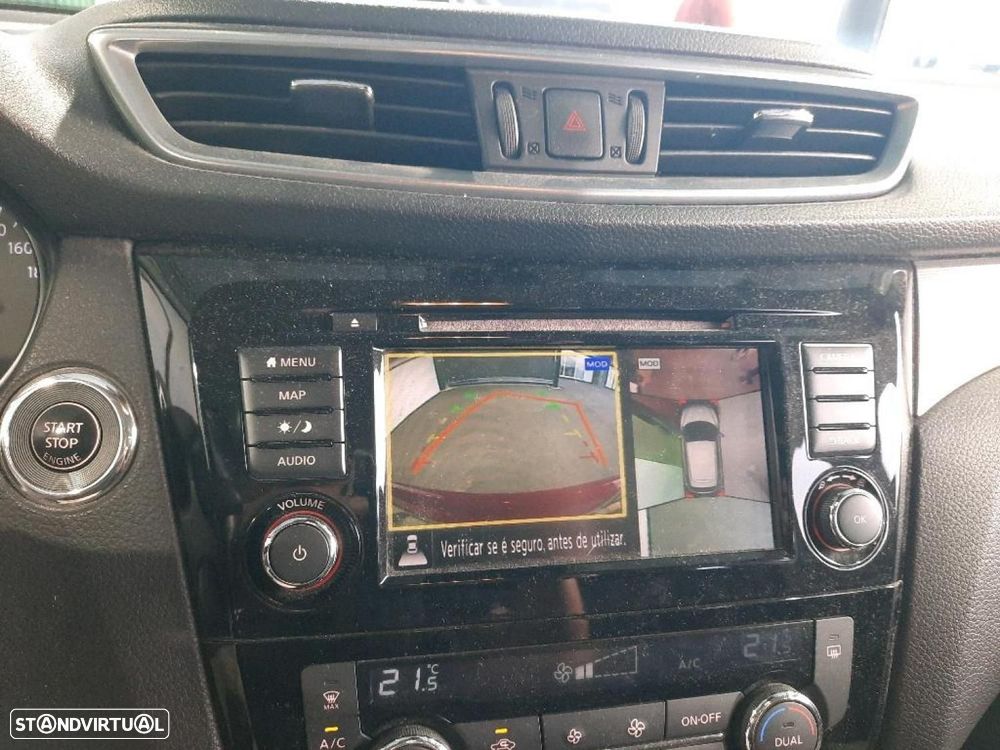 Nissan Qashqai 1.5 dCi N-Connecta J18 - 12