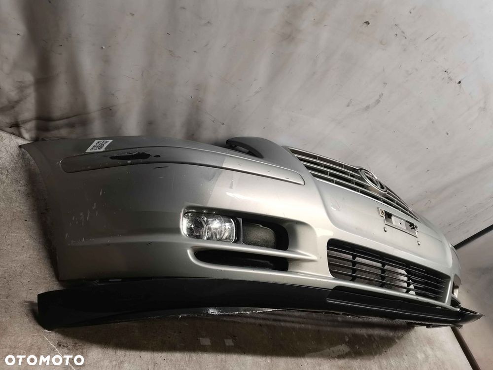 ^ ZDERZAK PRZÓD PRZEDNI TOYOTA AVENSIS T25 1C0 SREBRNY SZAMPAŃSKI - 6