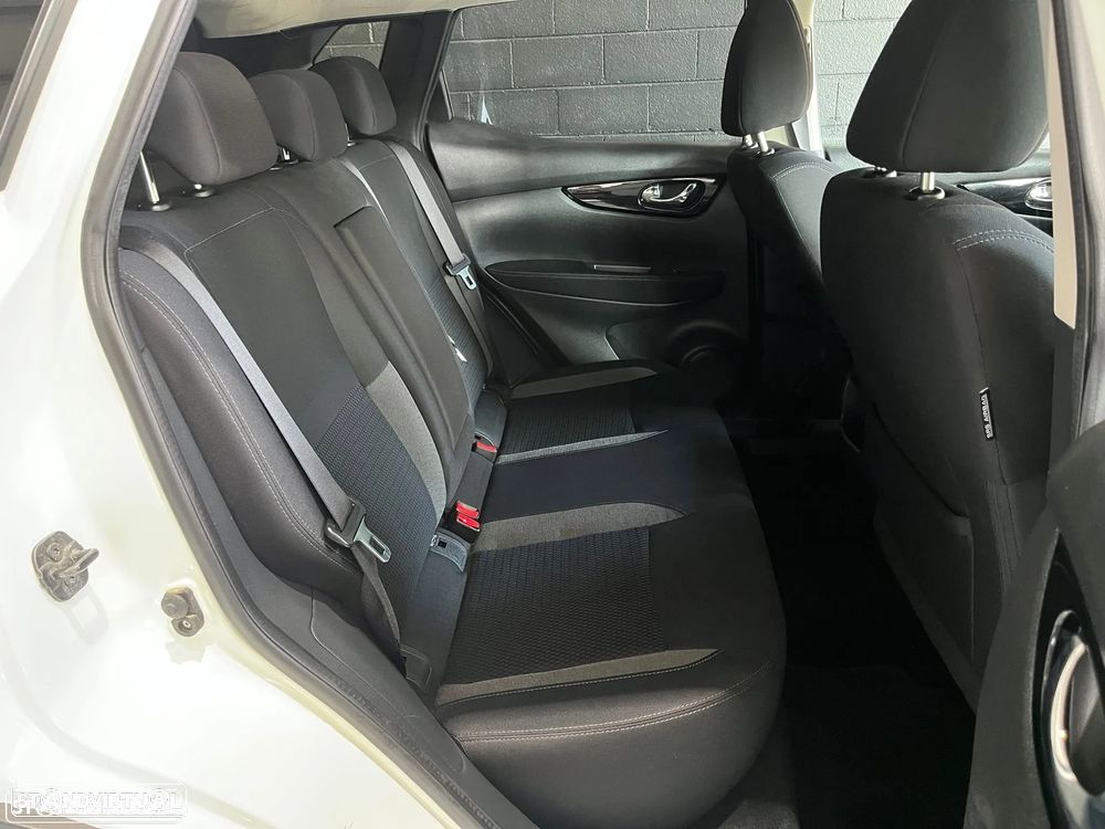 Nissan Qashqai 1.5 dCi Acenta C/Barras de Tejadilho - 12