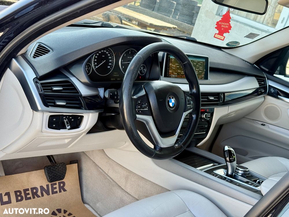 BMW X5 xDrive30d - 14