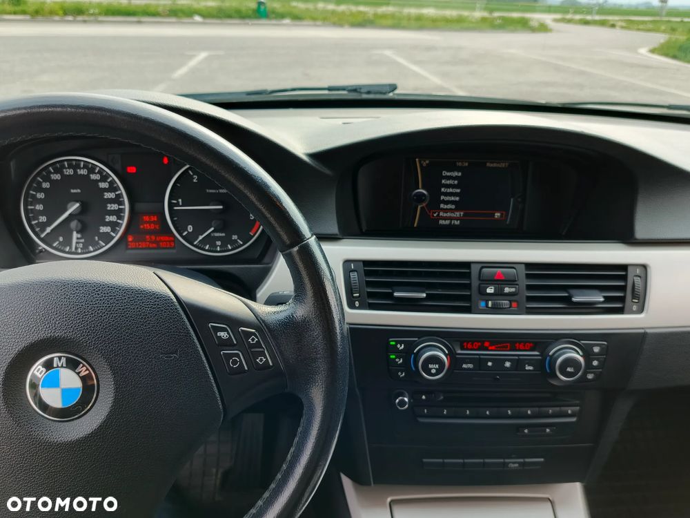 BMW Seria 3 318d - 8