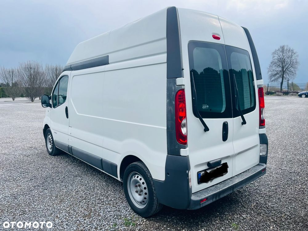 Renault Trafic - 6
