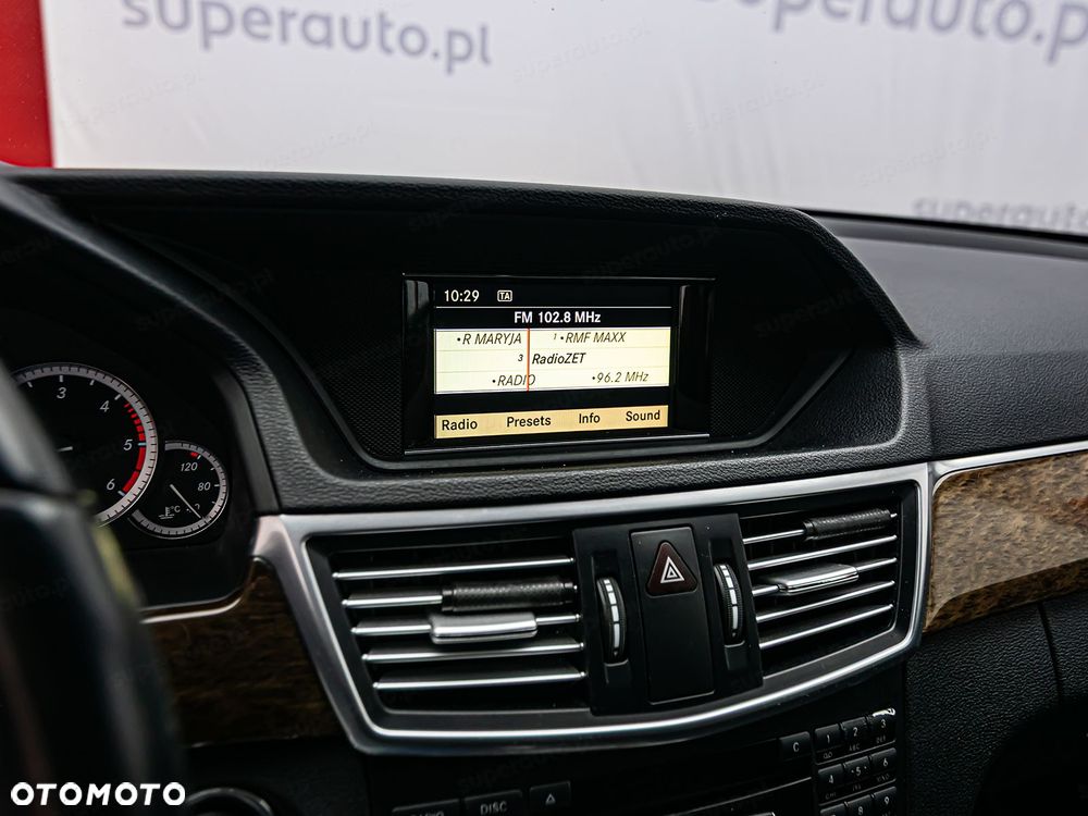 Mercedes-Benz Klasa E - 20