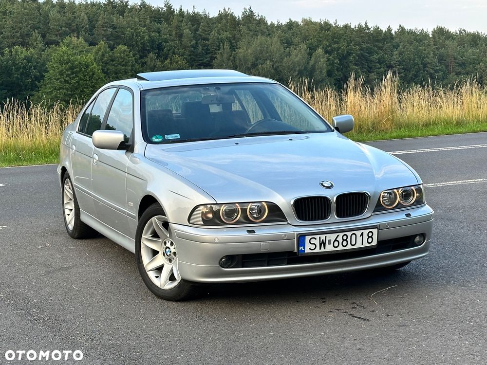 BMW Seria 5 520i - 2