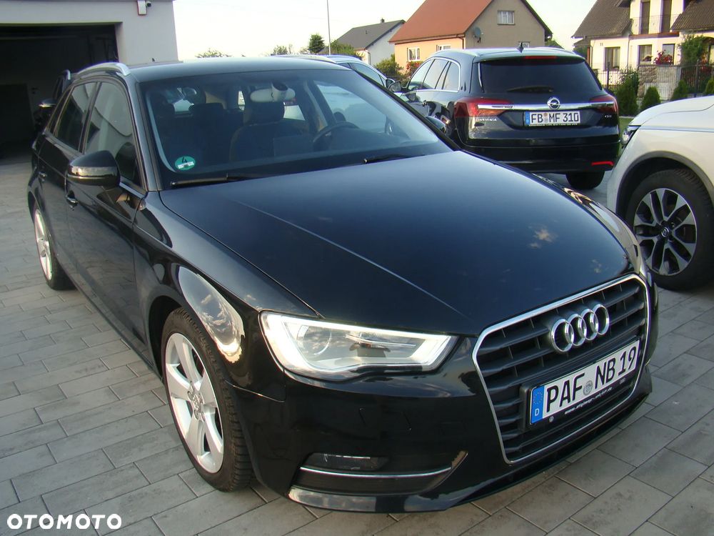 Audi A3 Sportback 1.8 TFSI Attraction - 1