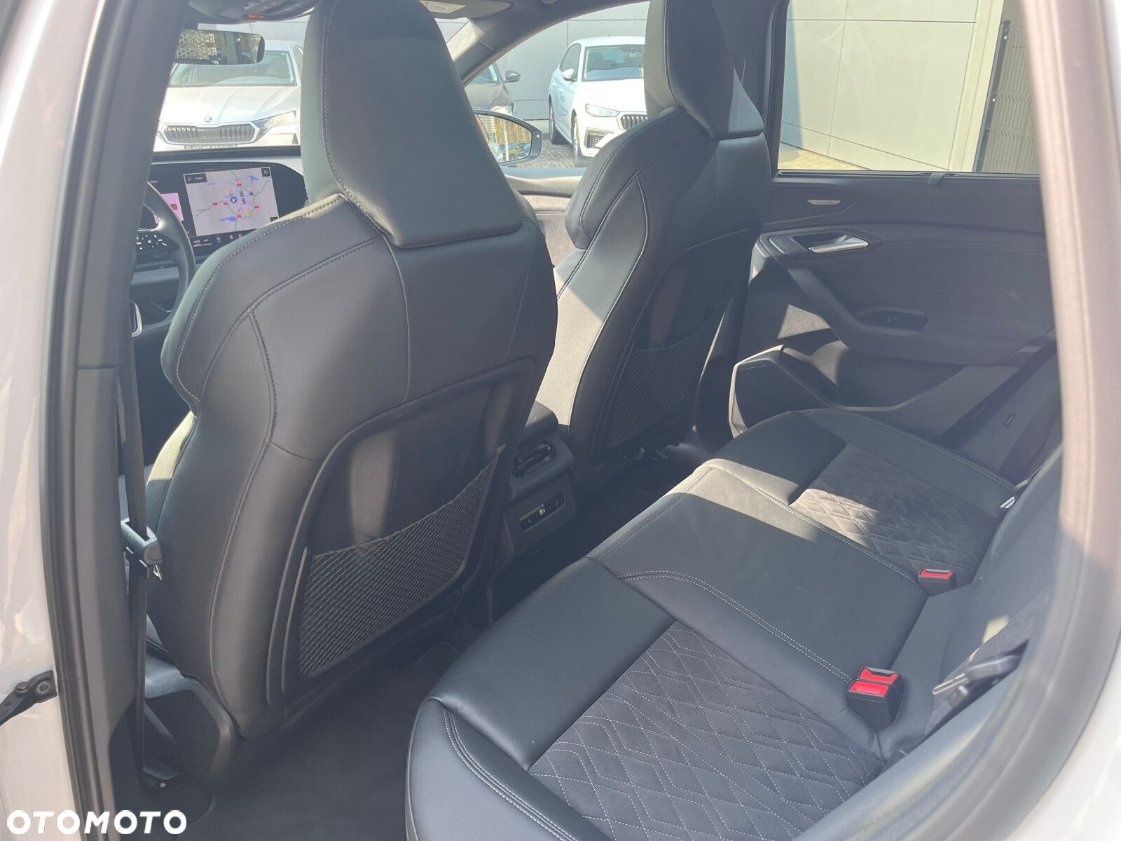 Audi Q6 e-tron - 14