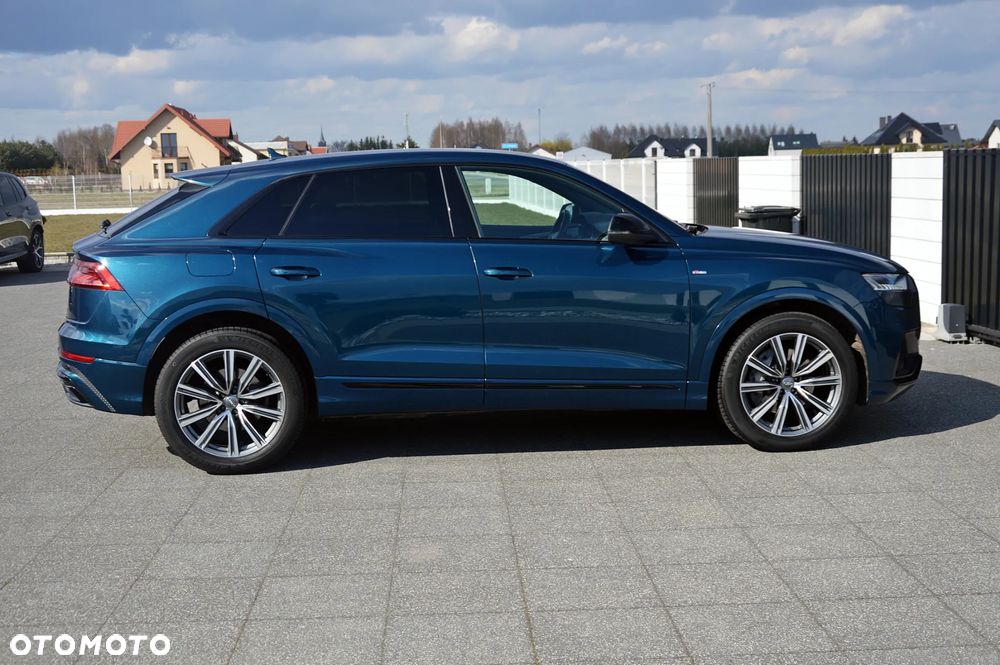 Audi Q8 - 6