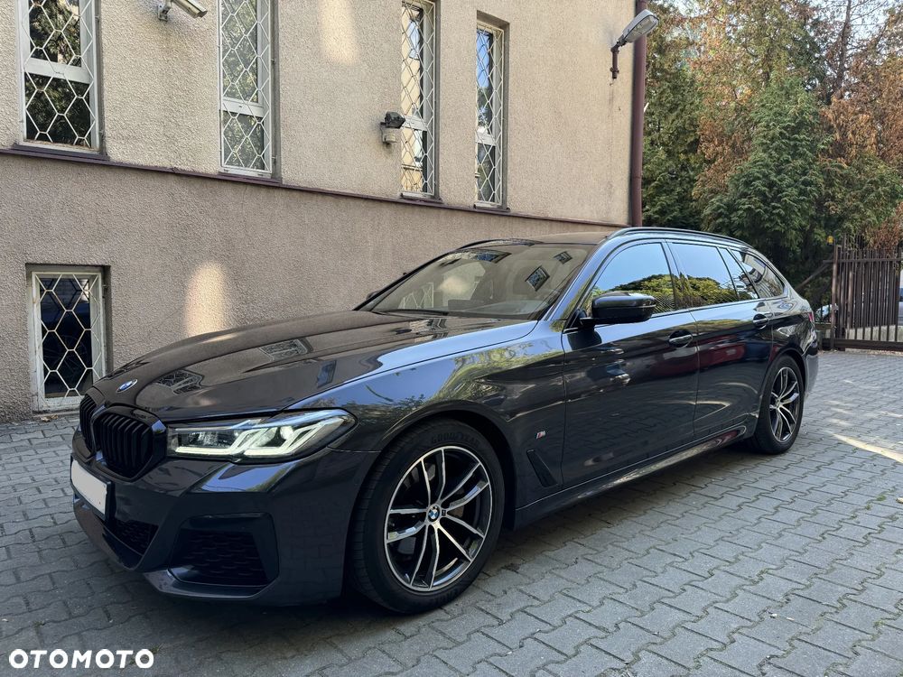 BMW Seria 5 518d mHEV - 1