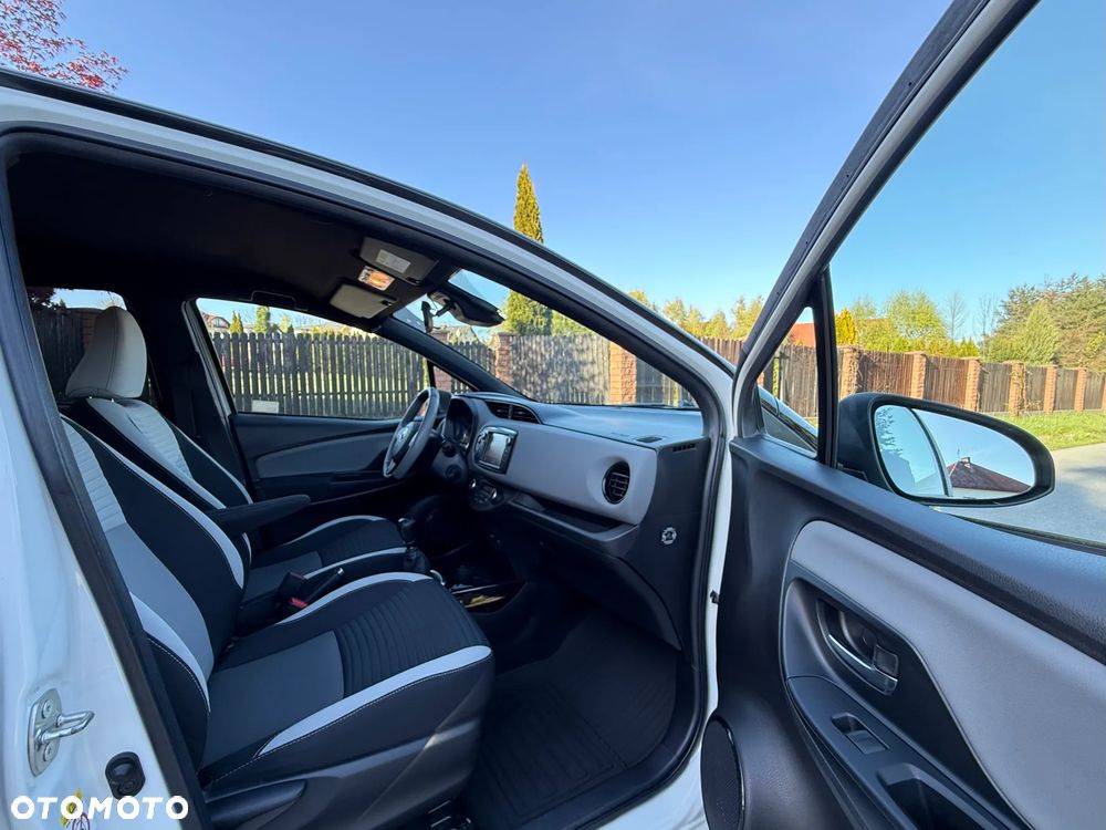 Toyota Yaris 1.33 Selection Vibe - 25