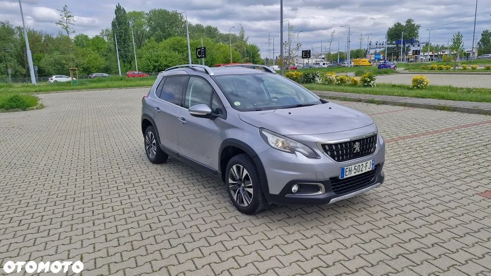 Peugeot 2008 1.6 BlueHDi Allure - 6