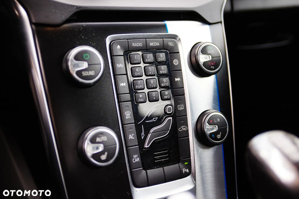 Volvo V40 D2 RDesign - 15