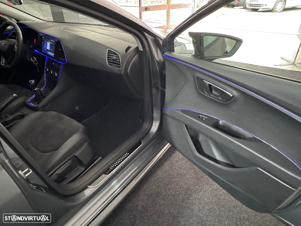 SEAT Leon 1.6 TDI Style Ecomotive - 16