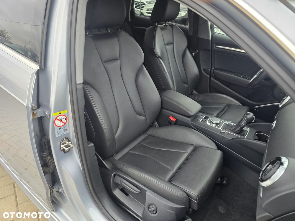 Audi A3 Sportback - 15