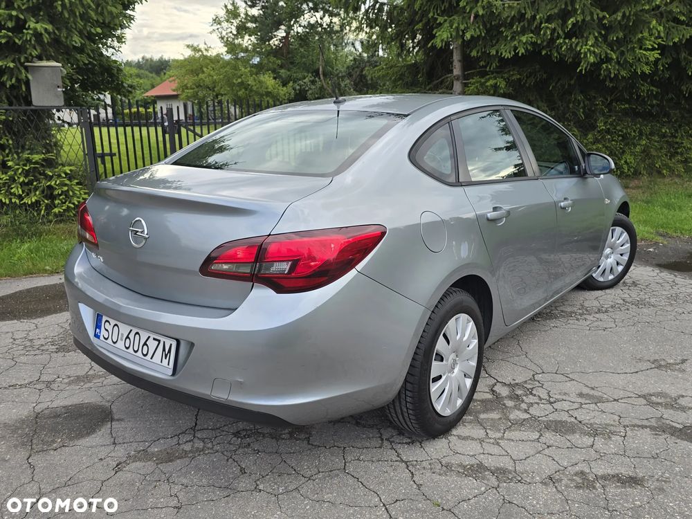 Opel Astra 1.6 Enjoy - 35