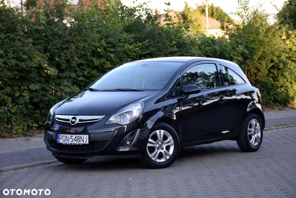 Opel Corsa 1.4 16V Cosmo - 5