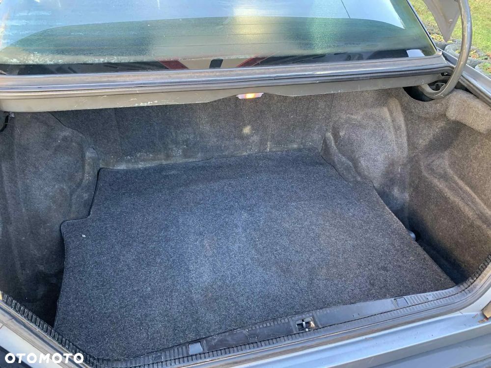 Mercedes-Benz W124 (1984-1993) - 5