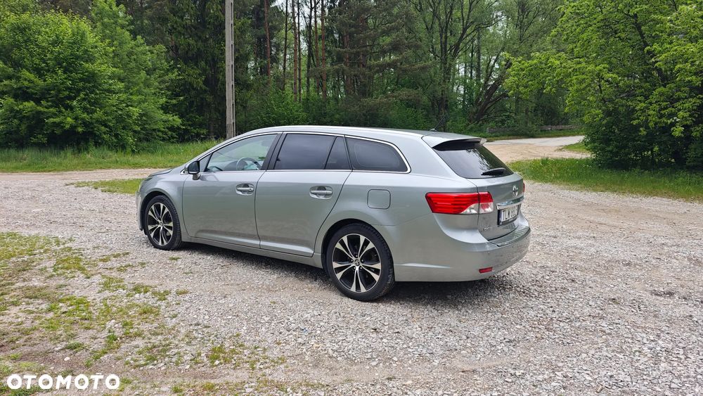 Toyota Avensis - 5
