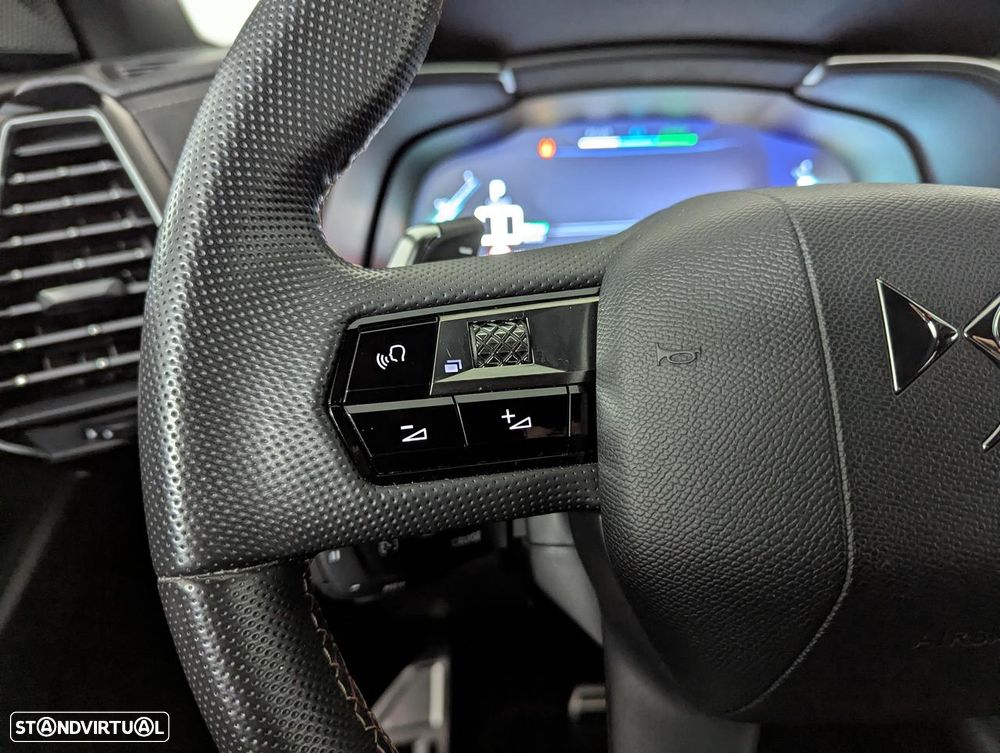 DS DS7 Crossback - 16