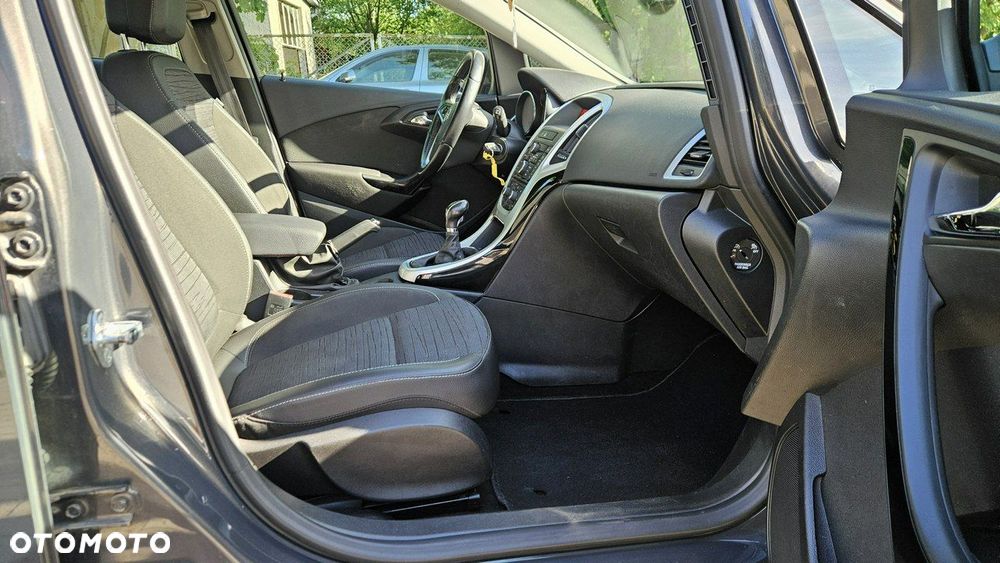 Opel Astra 1.6 Color Edition - 22