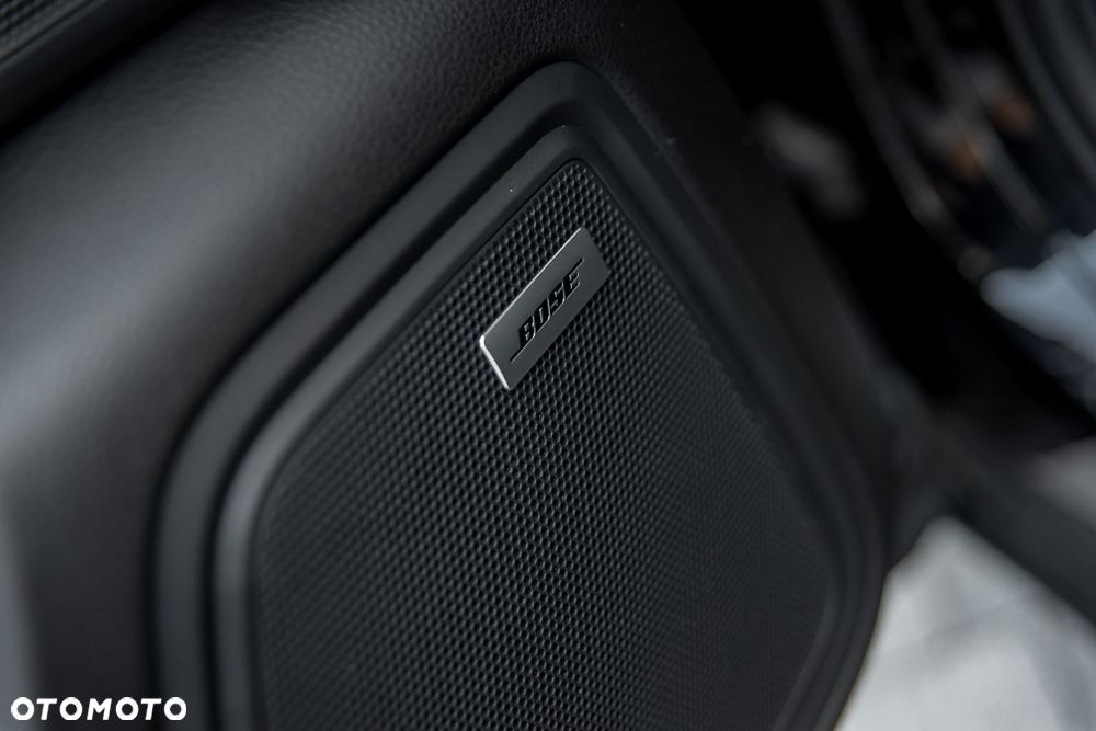 Porsche Macan - 32