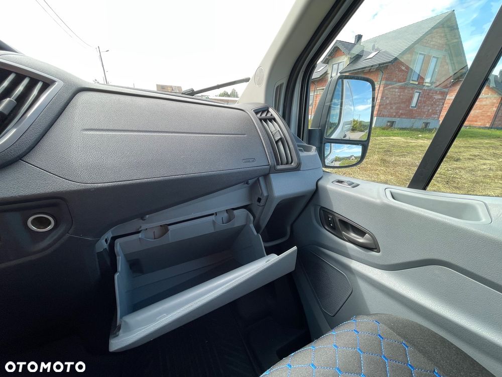 Ford Transit - 34