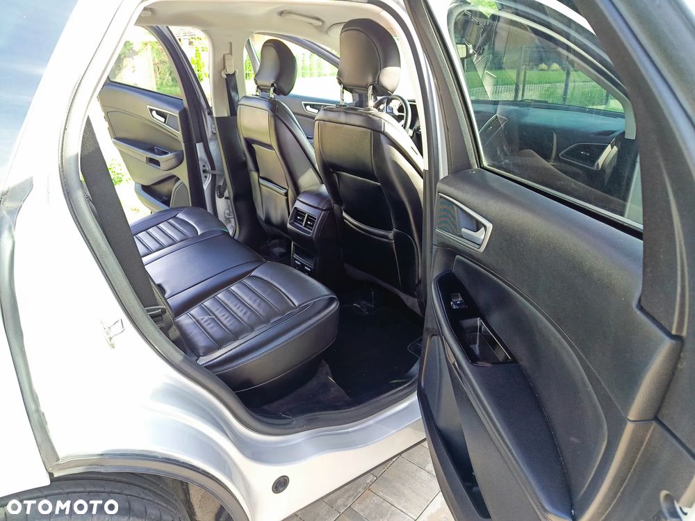 Ford Edge - 9