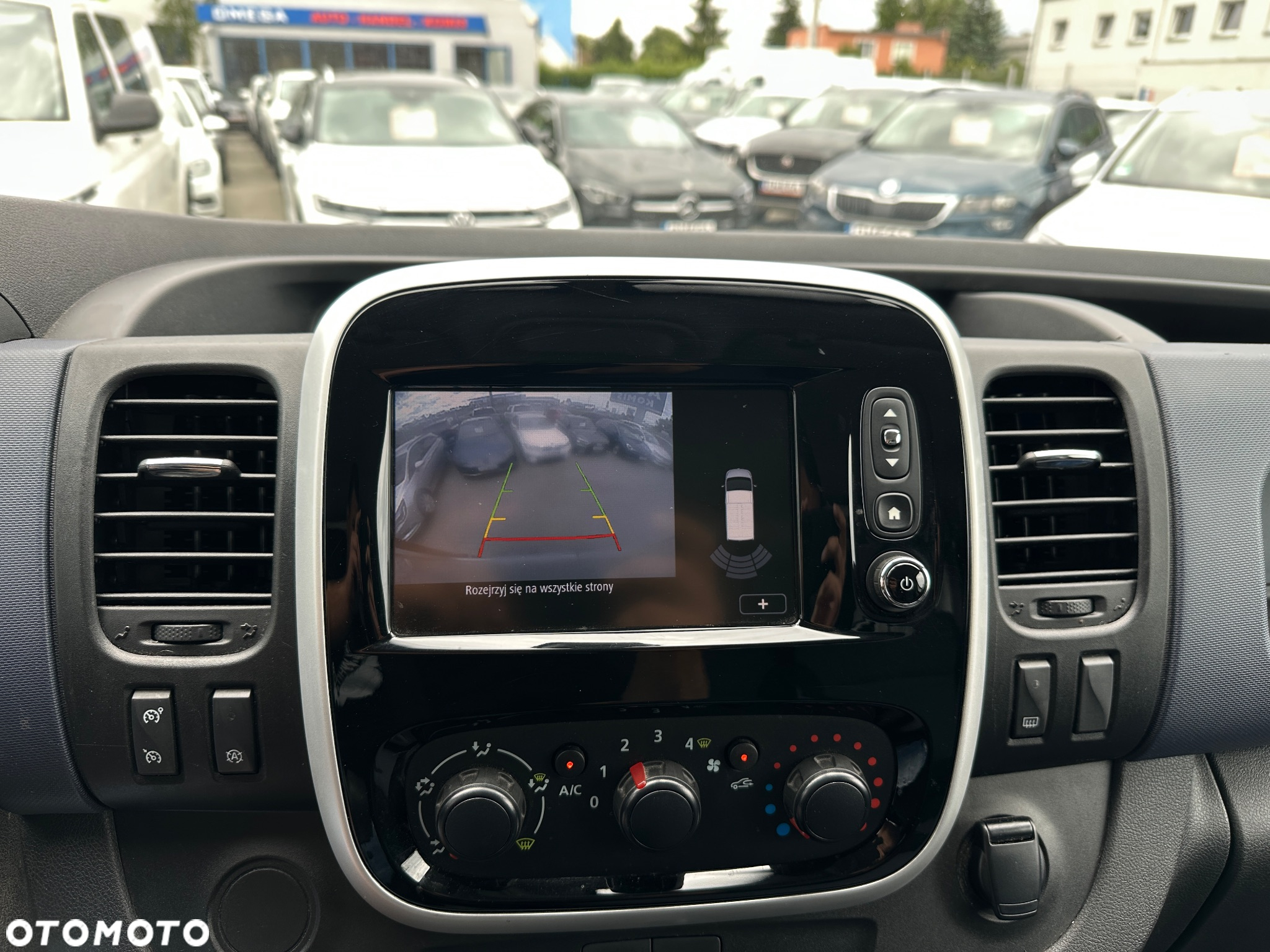 Opel Vivaro L1H1 - 12