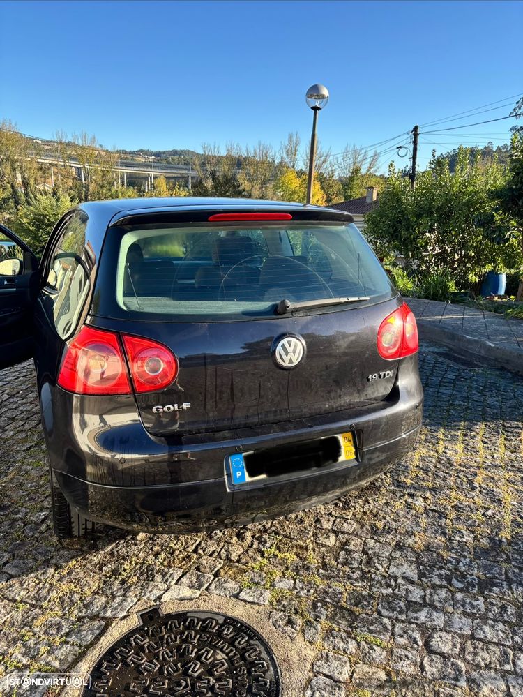 VW Golf - 5