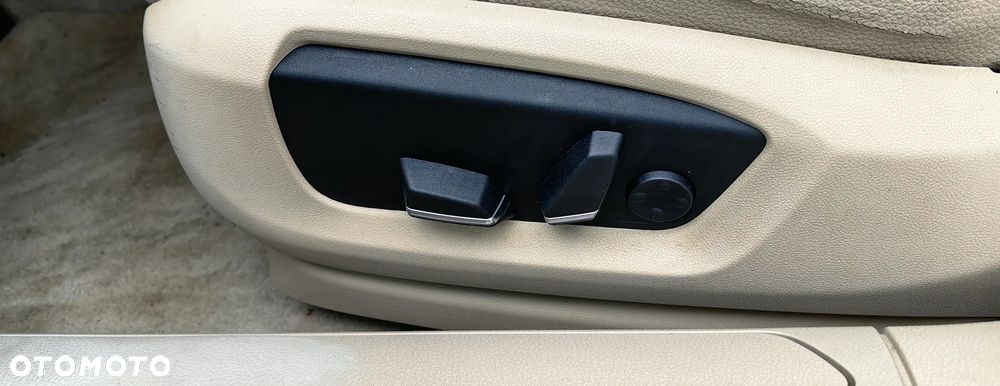 BMW Seria 7 - 27