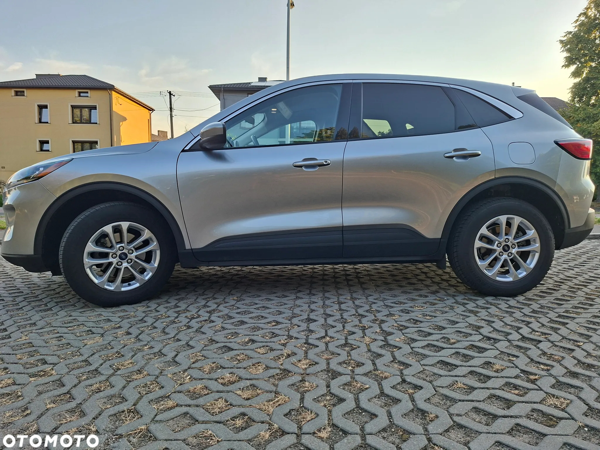 Ford Escape 1.5 EcoBoost AWD SE - 2
